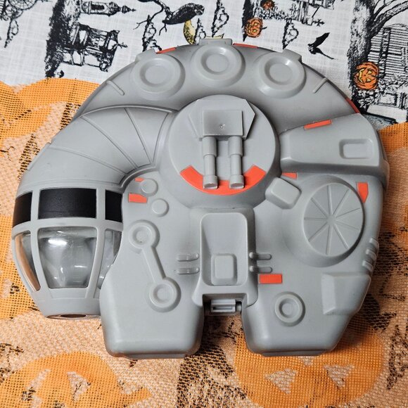 Star Wars Mighty Beanz Millennium Falcon Collector Storatge Case with 30 Figures - Picture 1 of 8